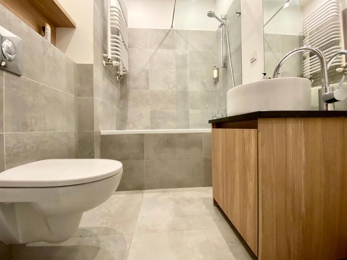 K22 Apart In Warsaw Slawinska 505 Apartman Kültér fotó